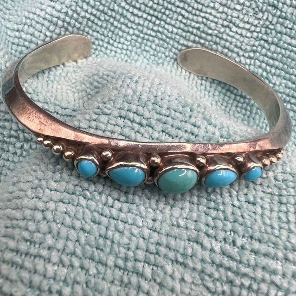Russell Sam Sterling Silver Cuff Bracelet Blue Stone 26g .25"‎ wide - Picture 3 of 8